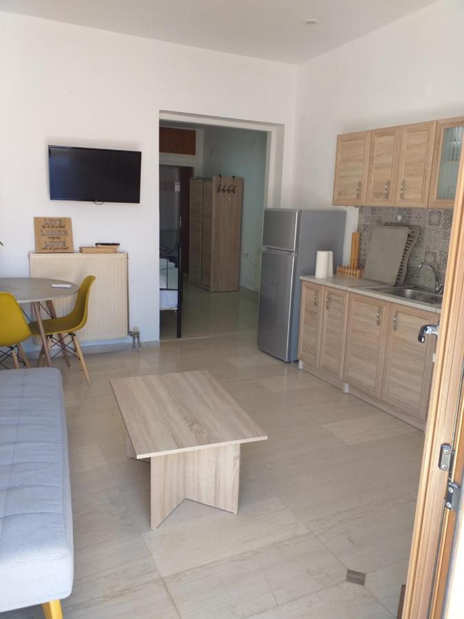 Happy Suite Heraklion Exteriör bild