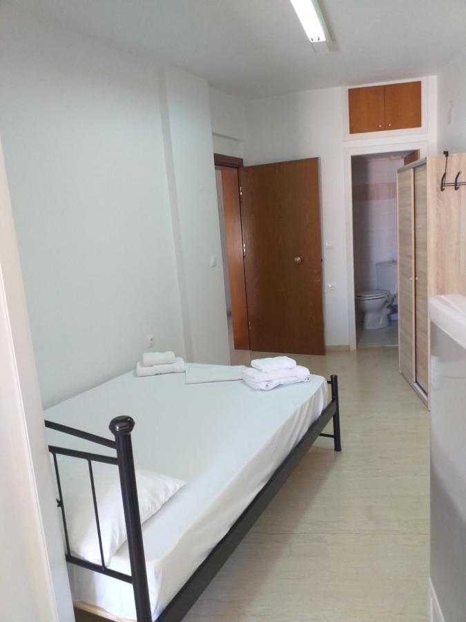Happy Suite Heraklion Exteriör bild